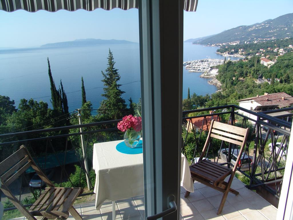 Apartment Ellalinda Opatija Exterior foto
